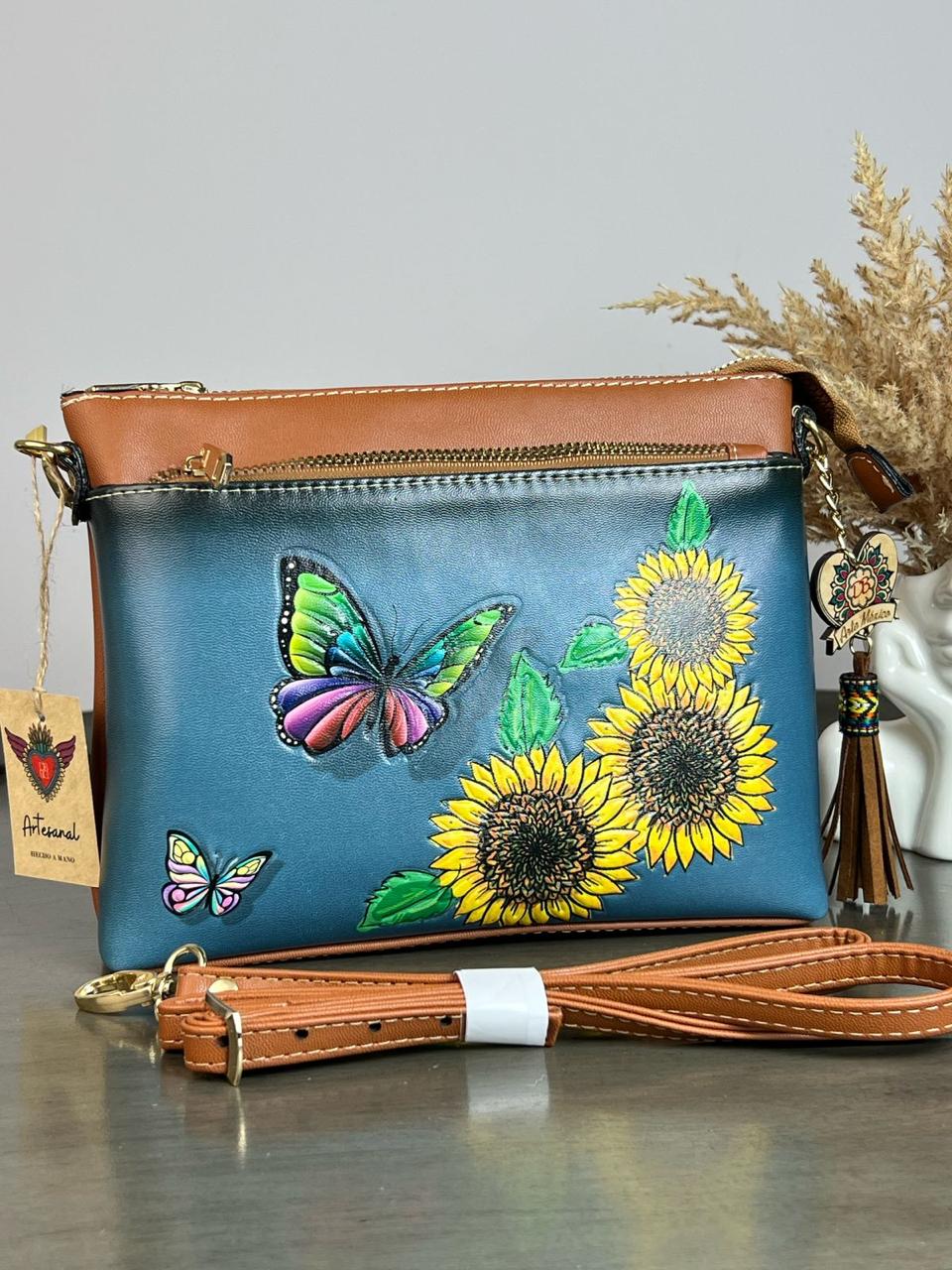 Crossbody Artesanal Mariposa con Girasol